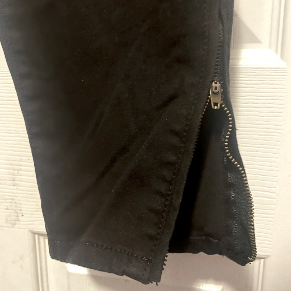 NWT SOCIAL STANDARD Black Utility Ankle Pants 8 Crop Trousers Twill Cigarette - Picture 9 of 14